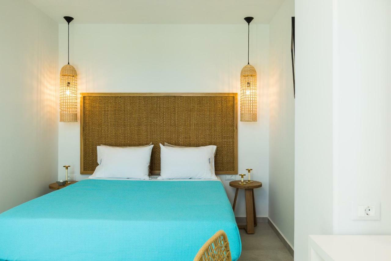 Naiades Apartment- Minthi/ 1 Bedroom, Beachfront プラキアス エクステリア 写真