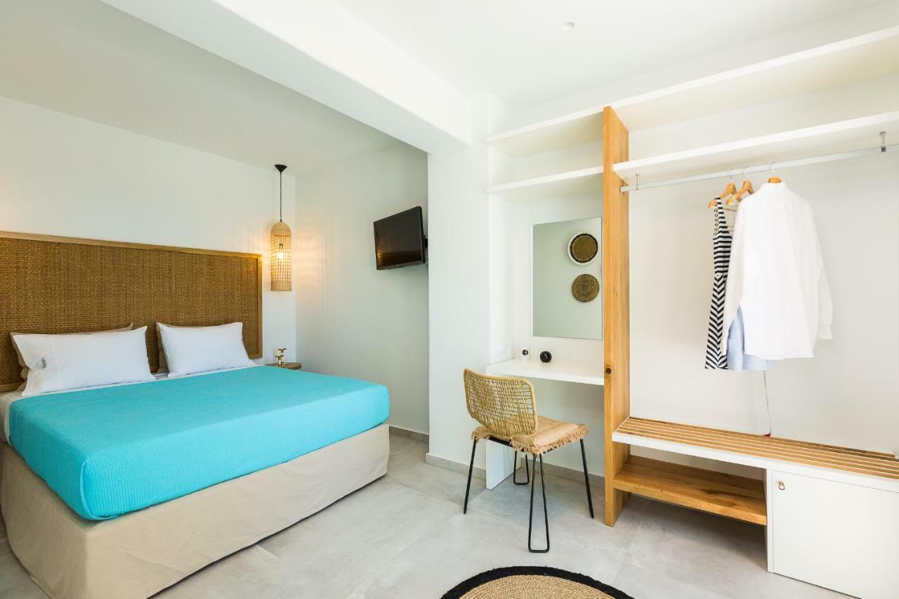 Naiades Apartment- Minthi/ 1 Bedroom, Beachfront プラキアス エクステリア 写真